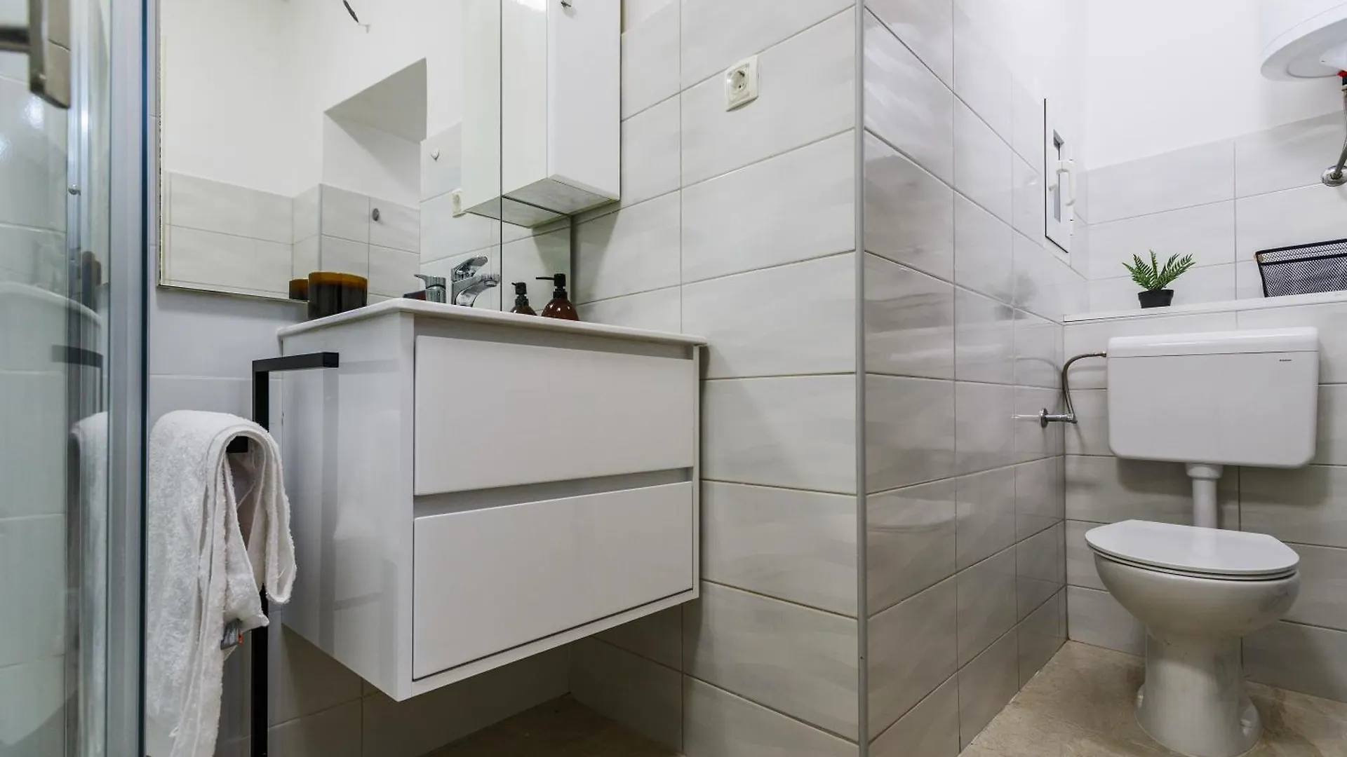 Pretty Apartment In The Centre - Old Town Zadar Croatia