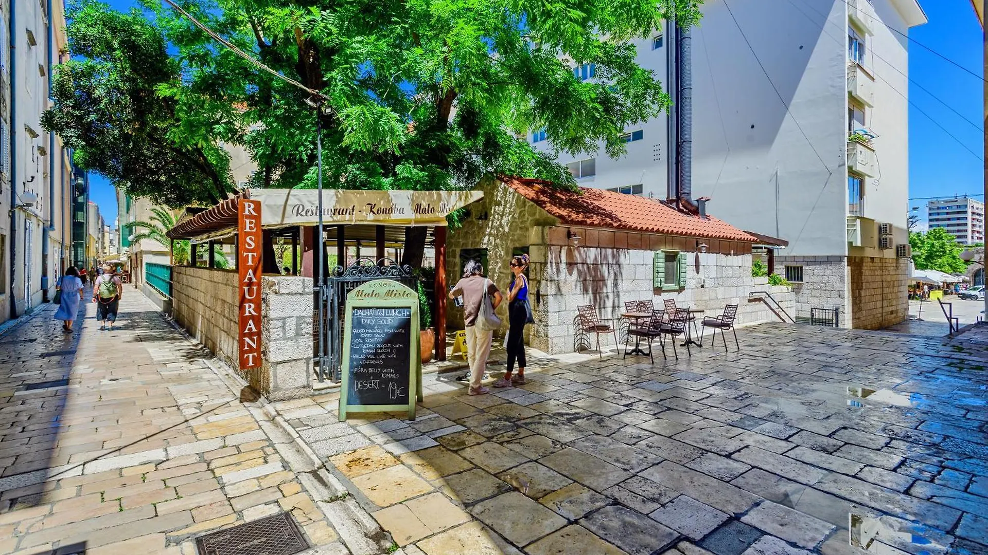 Pretty Apartment In The Centre - Old Town Zadar 0*,