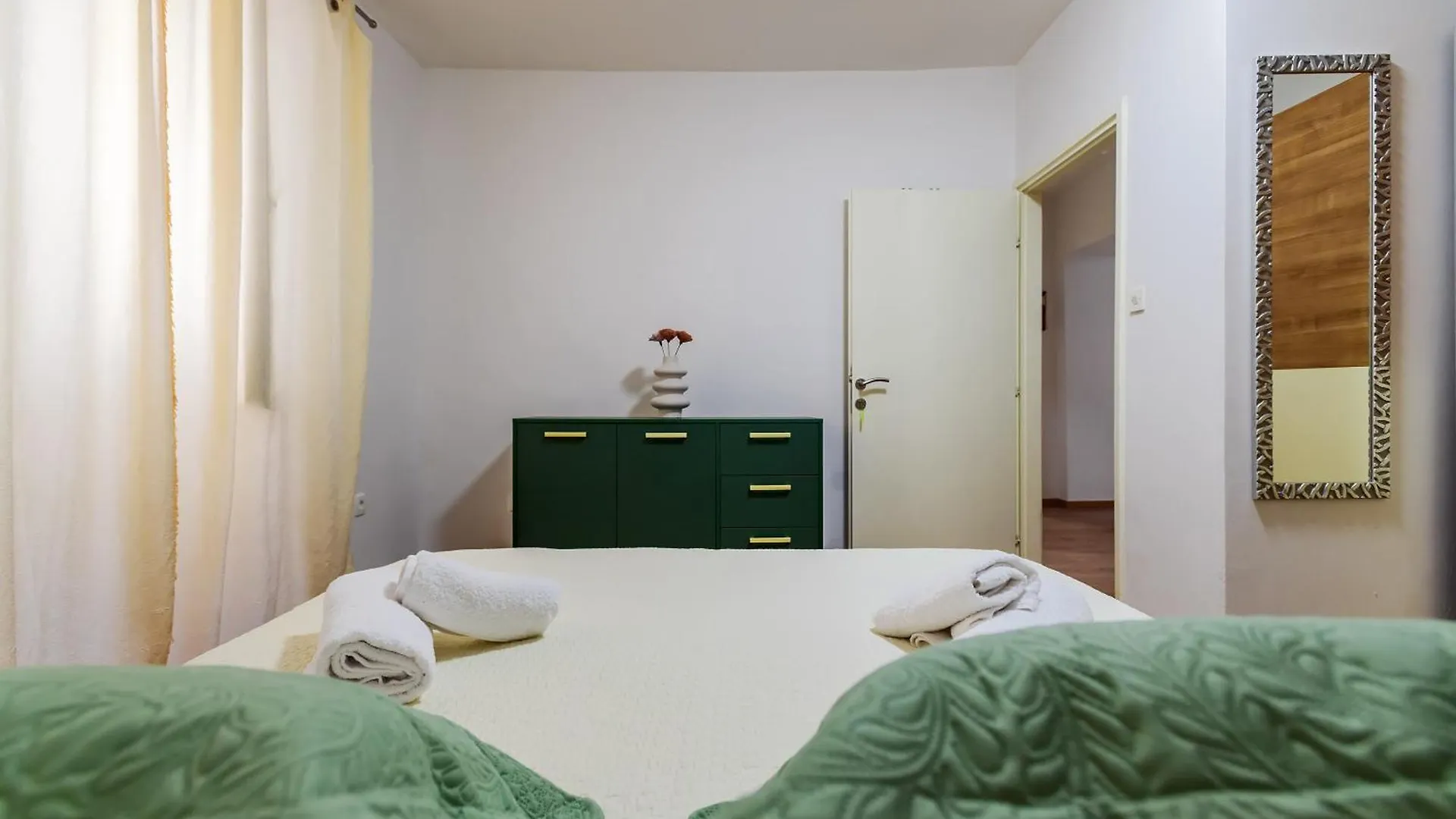 Pretty Apartment In The Centre - Old Town Zadar 0*,
