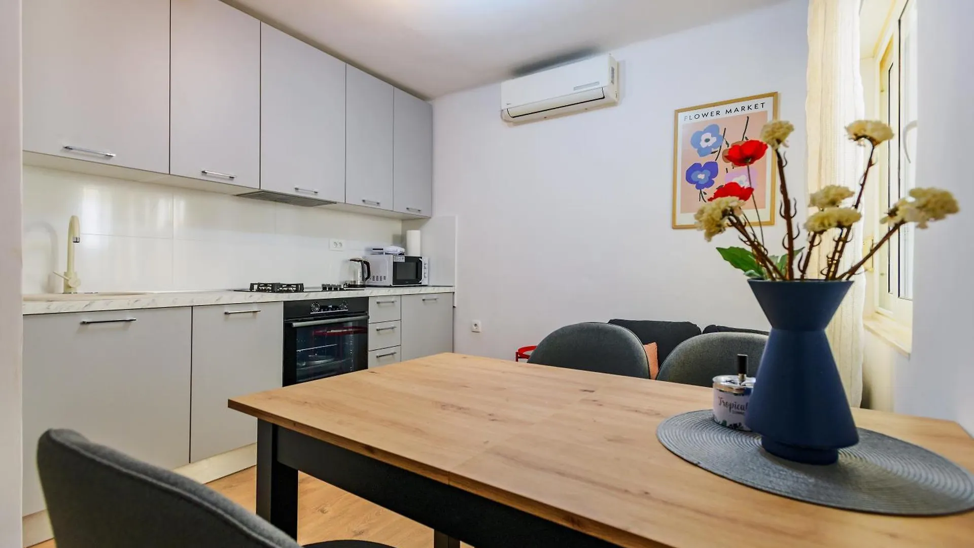 Pretty Apartment In The Centre - Old Town Zadar Croatia